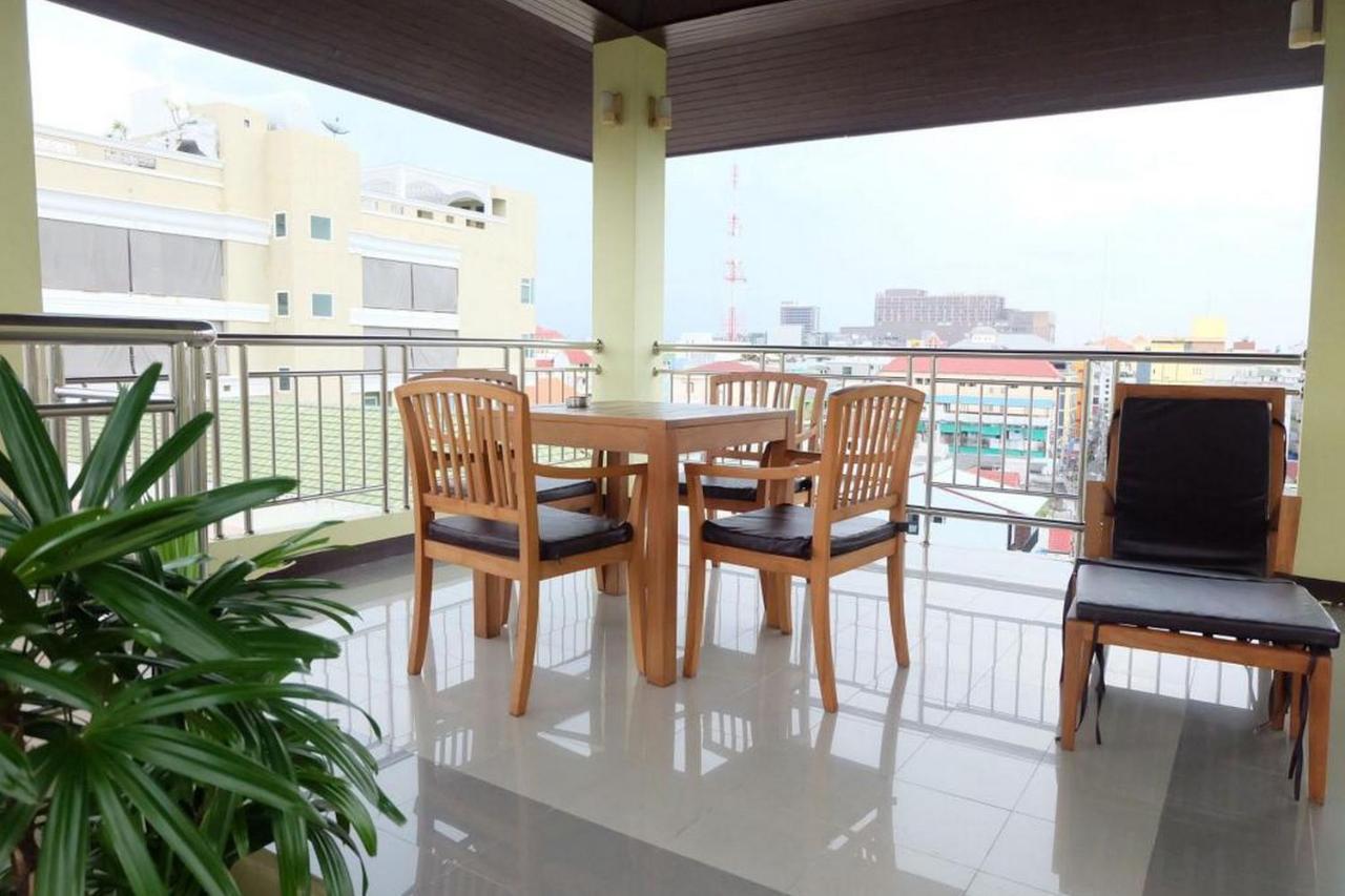 Oyo 1097 Thep Apartment Патая Екстериор снимка